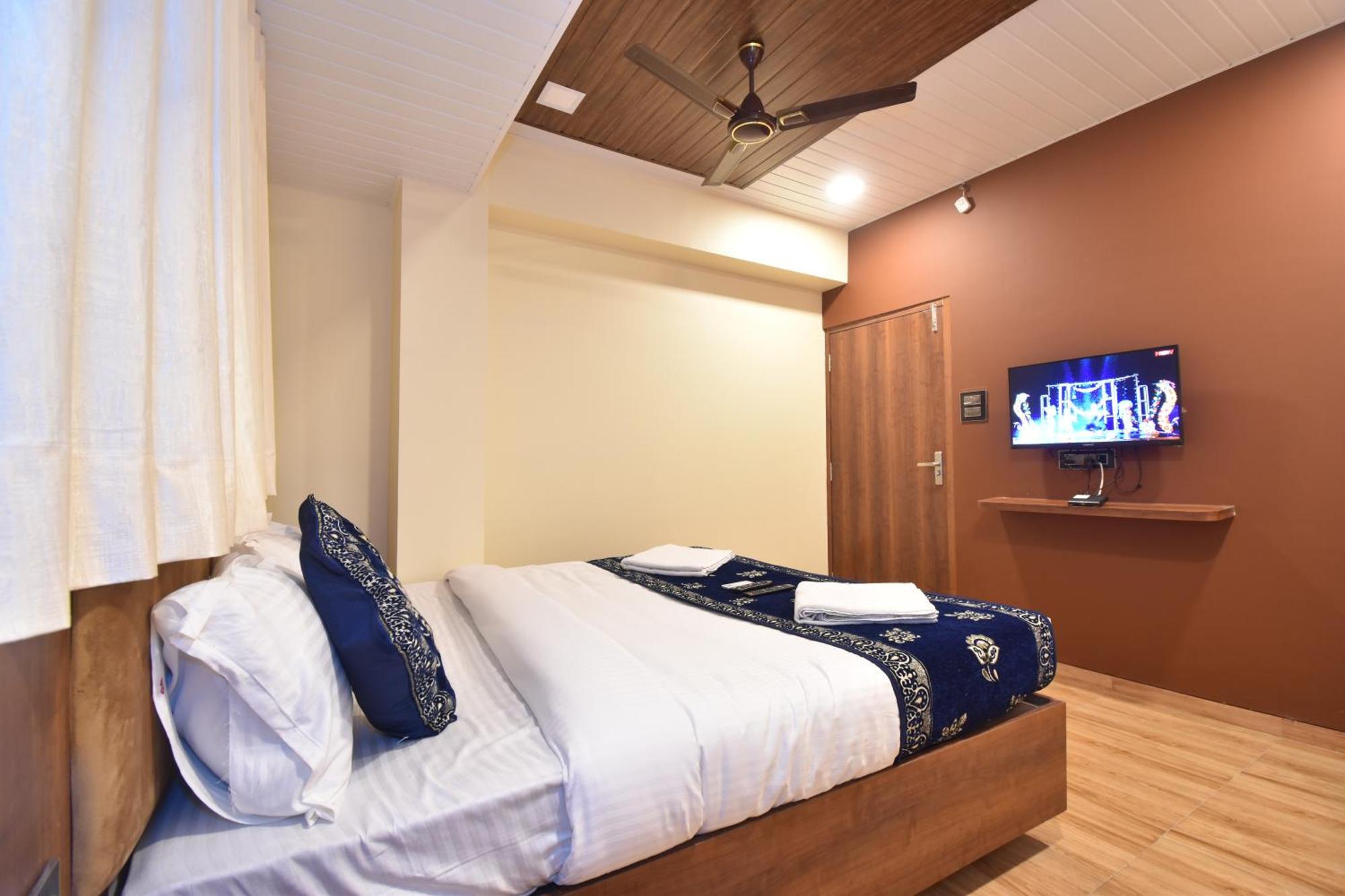 Hotel Starlit Navi Mumbai Rum bild